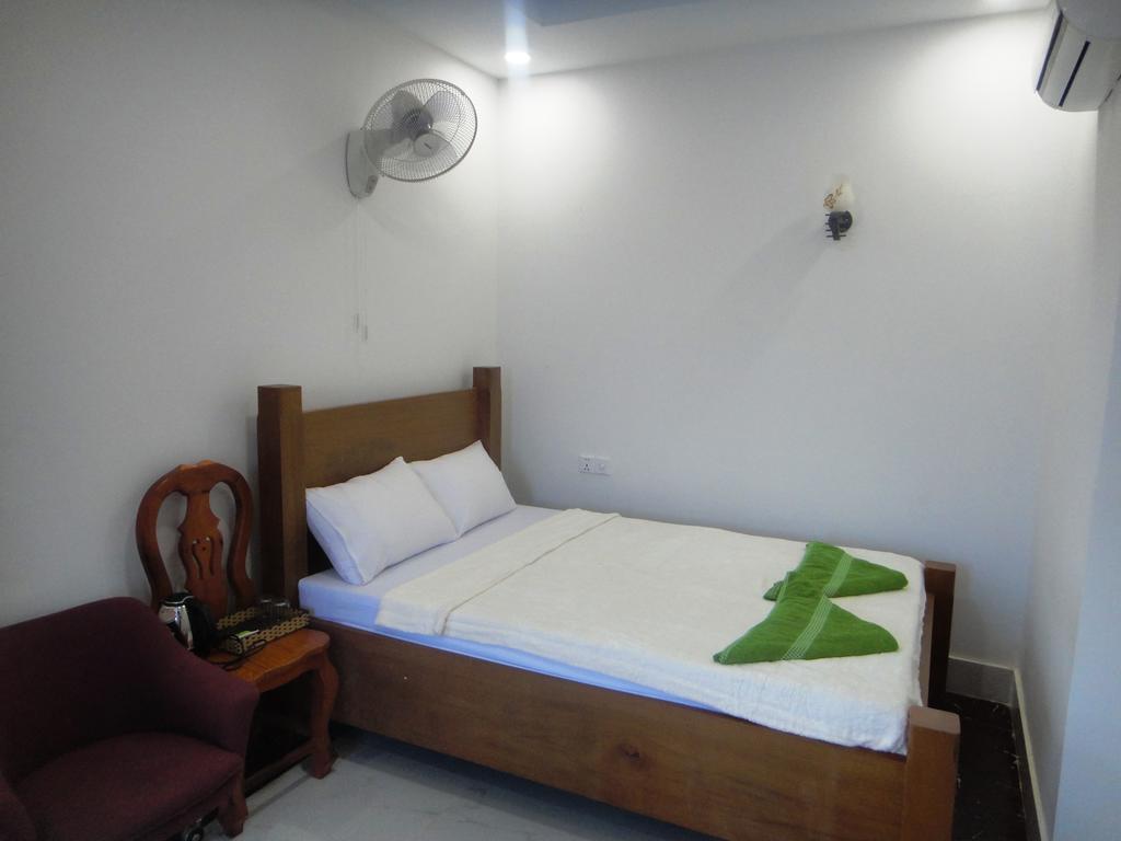 Marany Guesthouse Кампот Номер фото